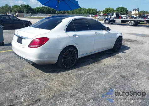 2016 Mercedes-Benz C 300 4Matic/Luxury 4Matic/Sport 4Matic from USA, damaged, VIN WDDWF4KB4GR143964